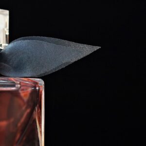 perfume, flacon, glass bottle-2142830.jpg